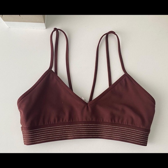 Lululemon Sports Bra - Picture 1 of 3